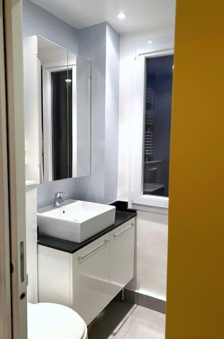 Logement Entier - Appartement Cosy De 2 Pieces Paris Eksteriør bilde